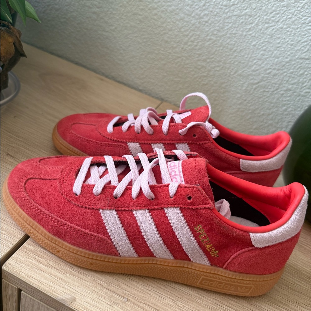 Adidas Handball Spezial Red and Pink Size 7.5